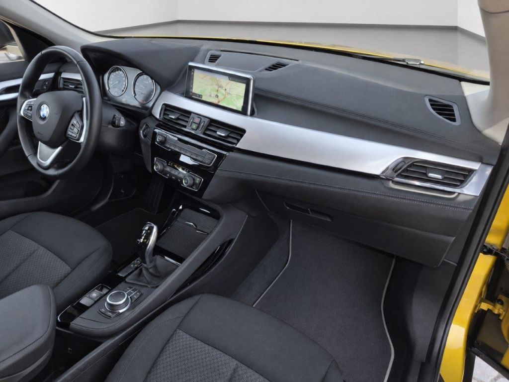 BMW X2 sDrive18i Aut. Advantage Driving Assistant – Bild 19