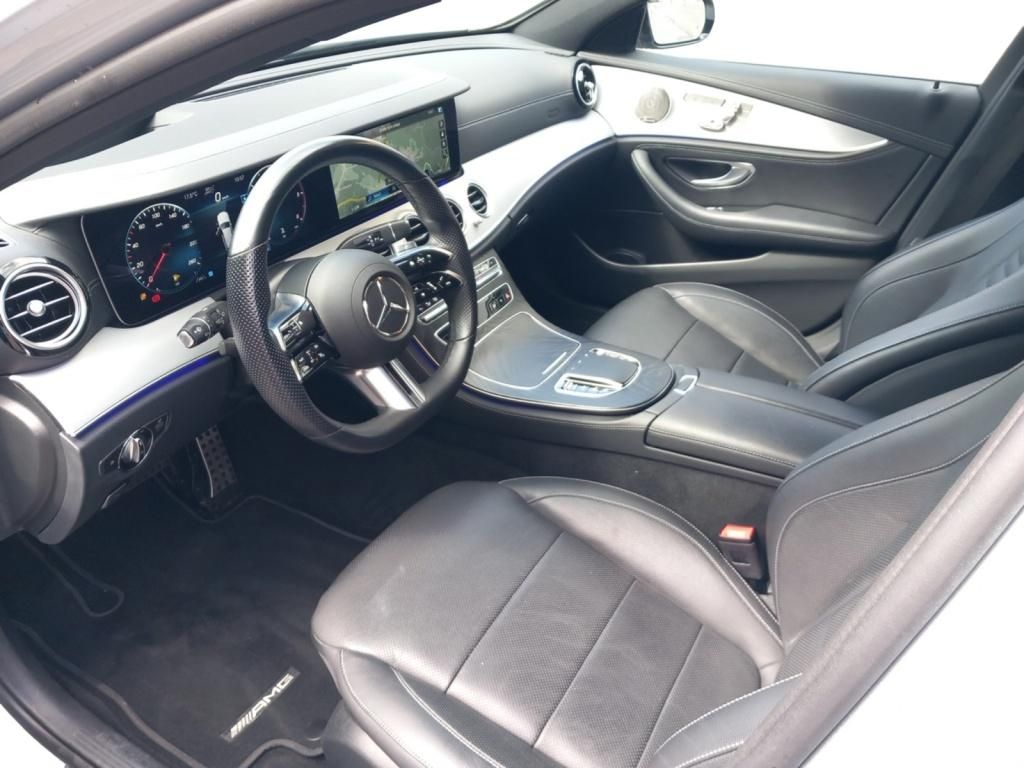 Fahrzeugabbildung Mercedes-Benz E 400 d 4MATIC T-Modell AMG*Nav*HUD*PDC*LED*360°