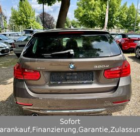 BMW 320 - 12