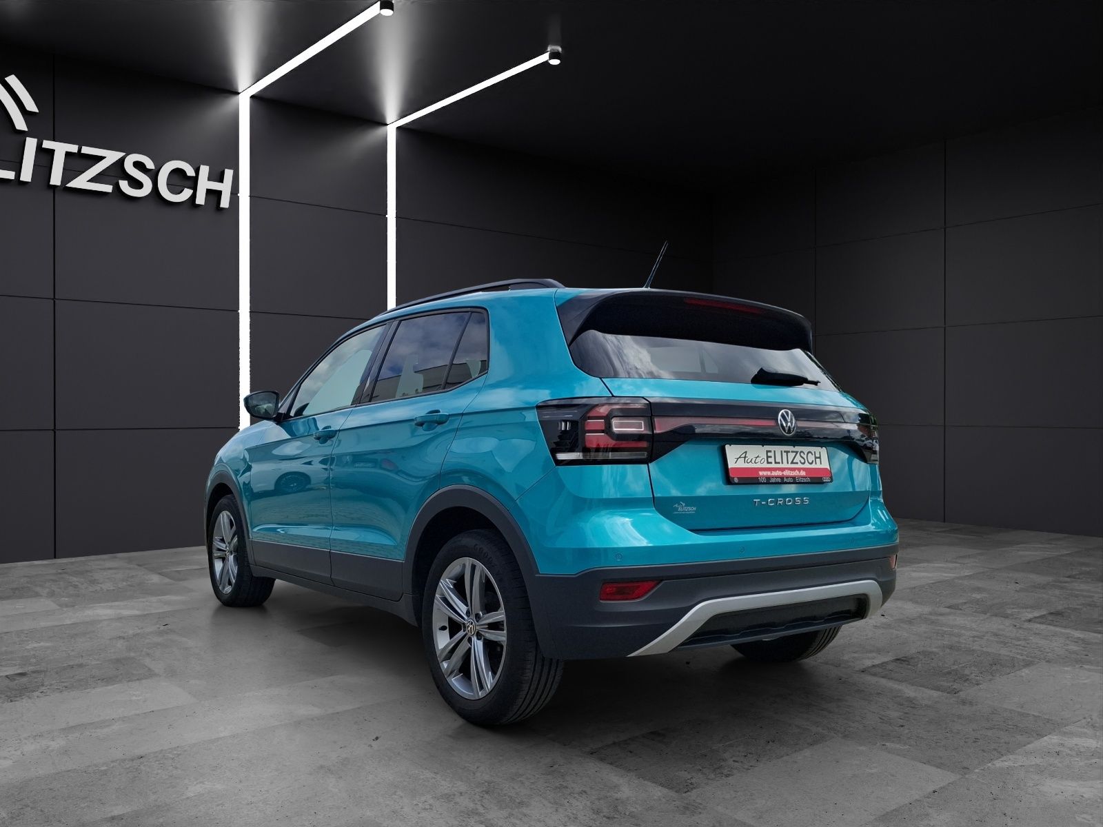 Fahrzeugabbildung Volkswagen T-Cross TSI Life DSG LED Navi Climatronic ACC PD