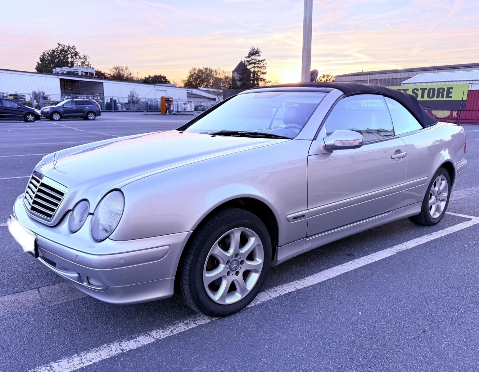 Mercedes-Benz CLK 200 SPORT Leder El.Sitze