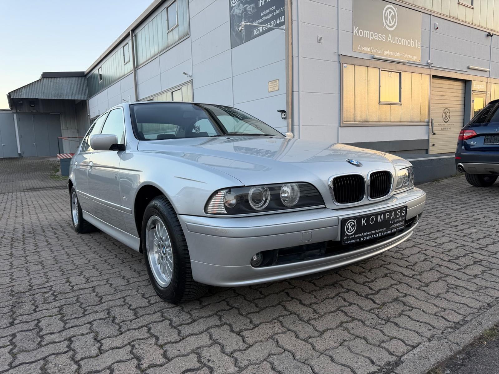 BMW 520i A