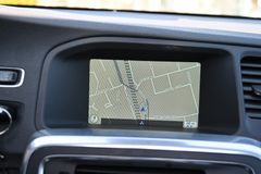 VOLVO V60 Kombi D4 Summum Leder Schiebedach Navi VOLL VOLVO V60 Kombi D4 Summum Leder Schiebedach Navi VOLL