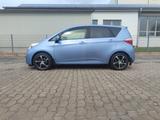 Toyota Verso-S 1,4-l-D-4D MultiMode Club LEDER+AUTOMATI - gebrauchte Toyota Verso-S aus dem Jahr 2012
