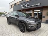 Jeep Compass 1.3 Plug-In Hybrid S (EURO 6d) - silberne Jeep Compass