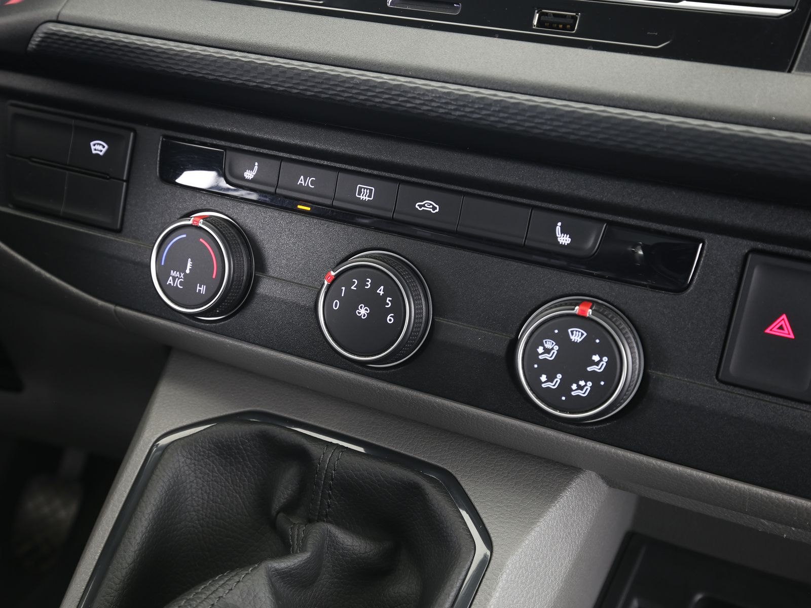 Volkswagen T6 andere - Bild 17