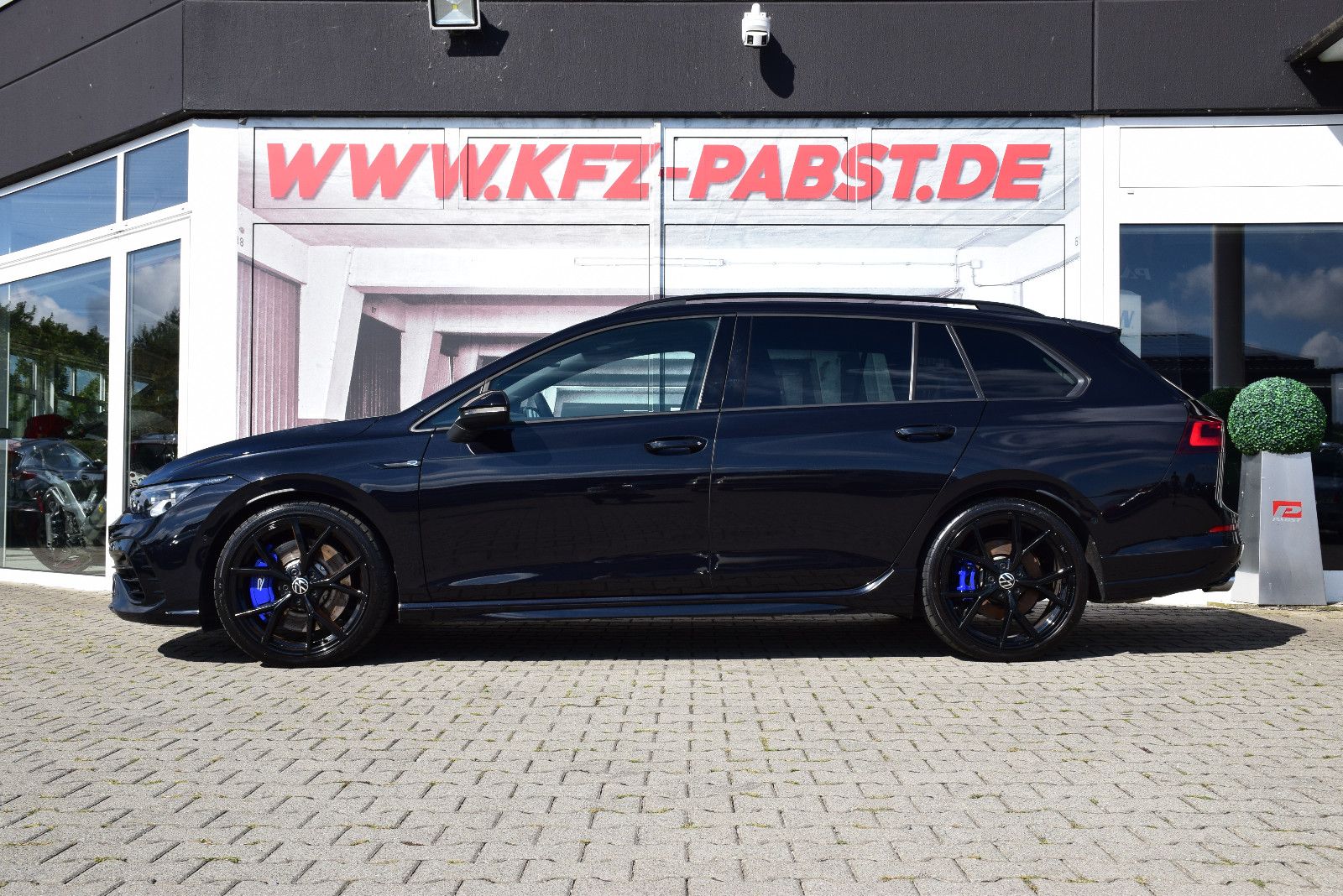 Volkswagen Golf VIII Variant R 4Moti. IQ LIGHT PANO KAMERA foto 4