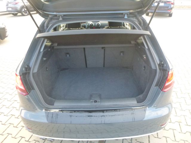 Fahrzeugabbildung Audi A3 Sportback 2,0 TDI sport >NAV/PDC/SHZ/XEN<