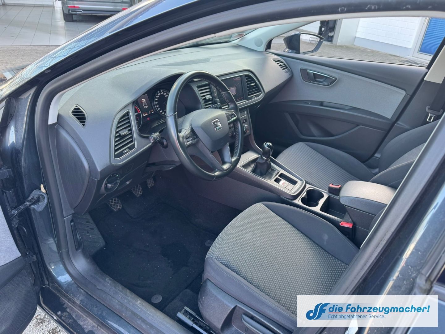 Fahrzeugabbildung SEAT Leon ST Style Navi Apple CarPlay Android *EXPORT