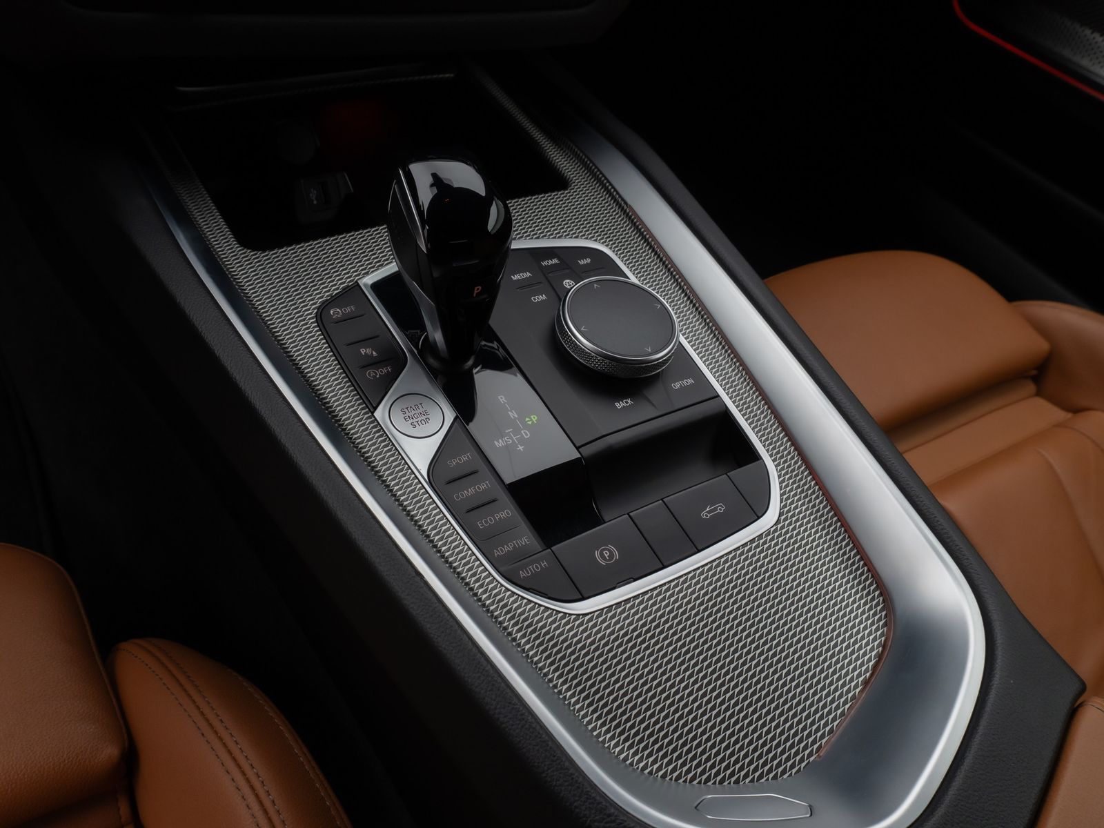 Fahrzeugabbildung BMW Z4 M40i Kamera HUD DAB H/K Lenkrhz Komfort Alarm