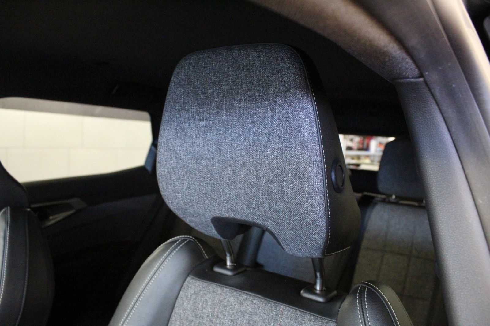Fahrzeugabbildung Renault Espace Full Hybrid 200 Techno 7 Sitzer