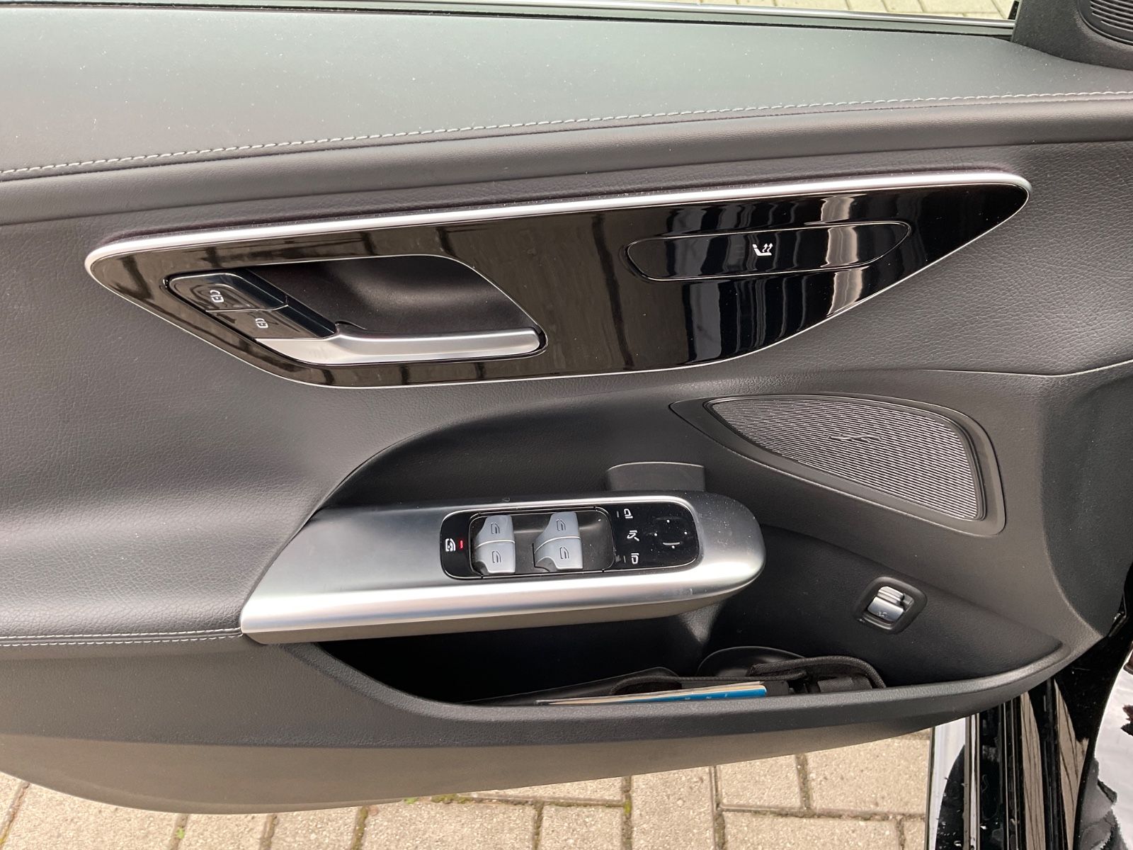 Fahrzeugabbildung Mercedes-Benz C 220 d T AMG Autom.,Navi,LED,Kamera,Carp,AHK