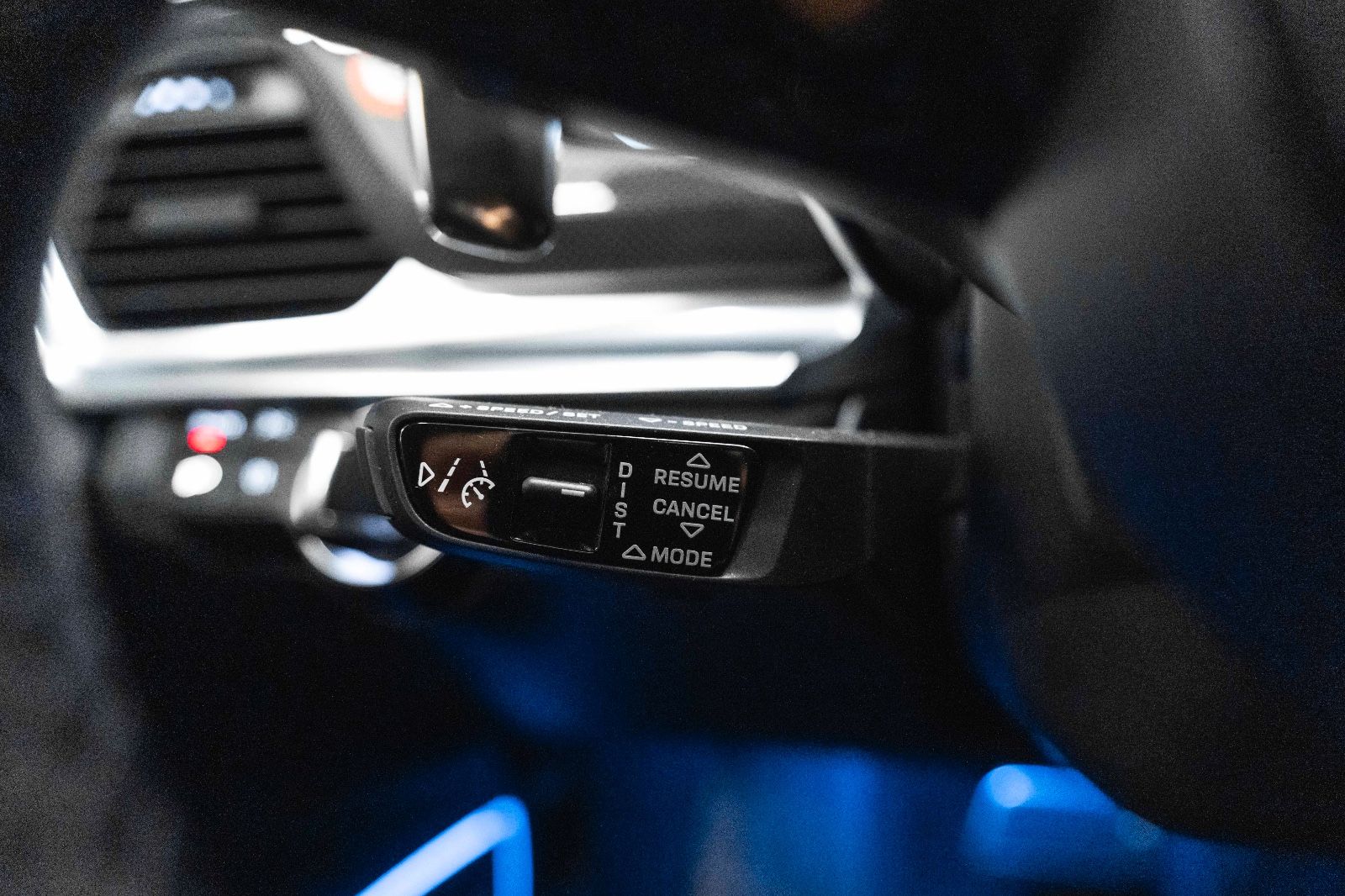 Fahrzeugabbildung Porsche Panamera Turbo S CHRONO LED PDLS PASM ACC PCCB