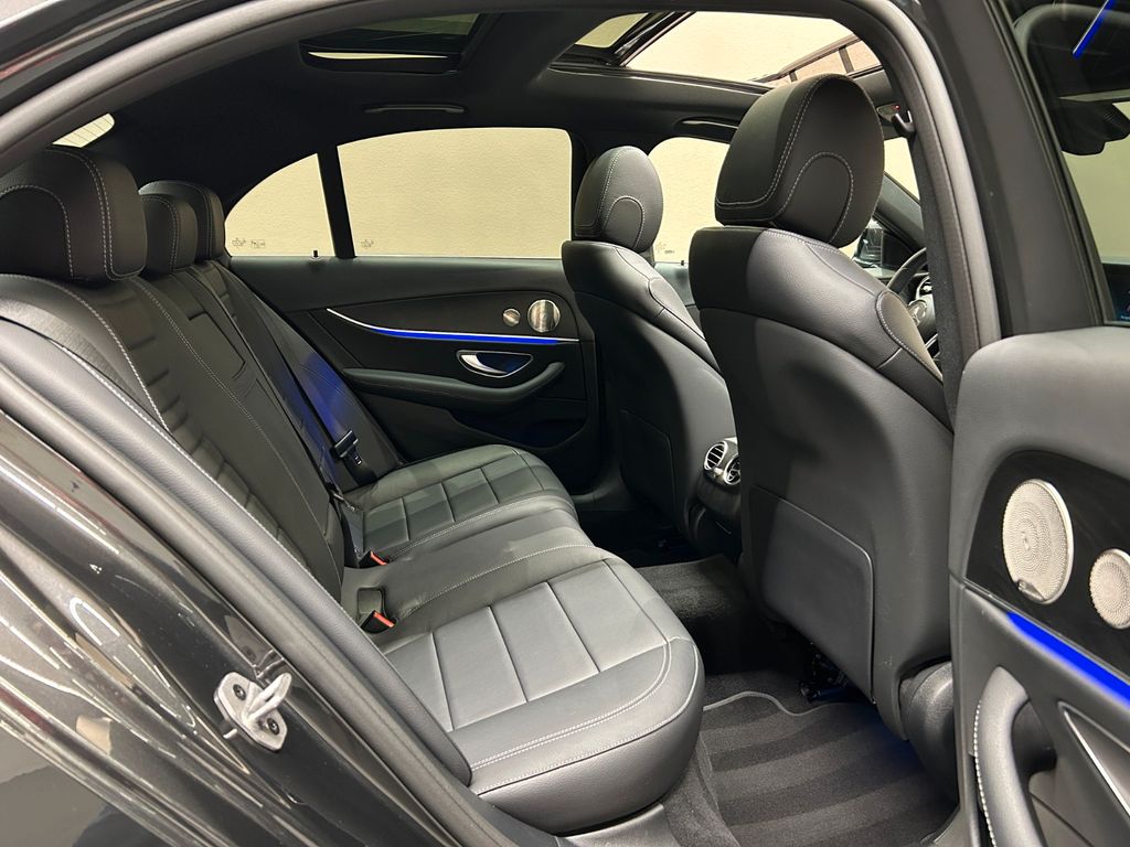 Mercedes-Benz E 300 E300 de Lim.*AVANTGARDE*PANO*BURM*KEYLESS*360°*