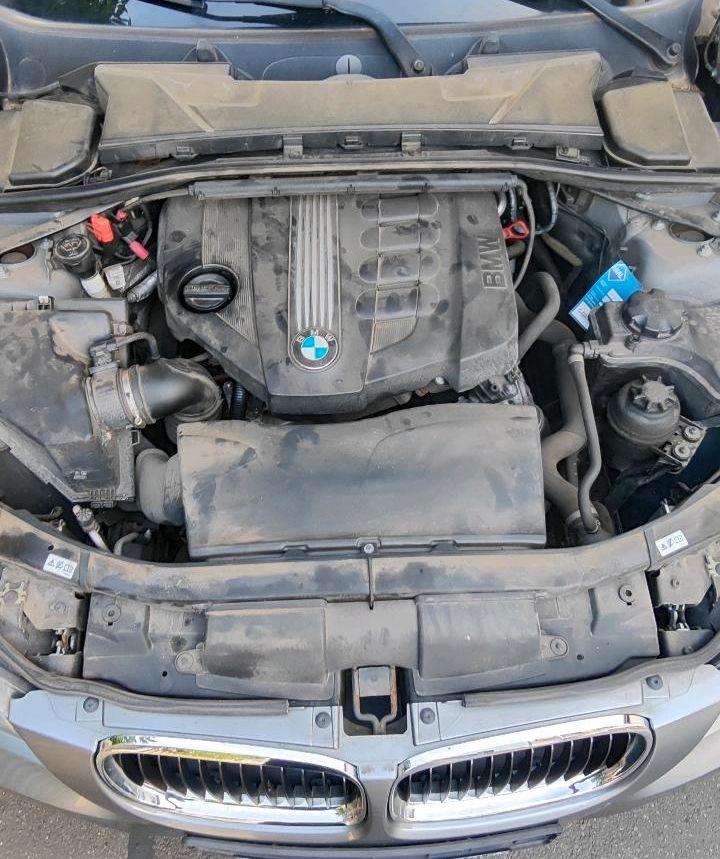 BMW 320 2012 — photo 14