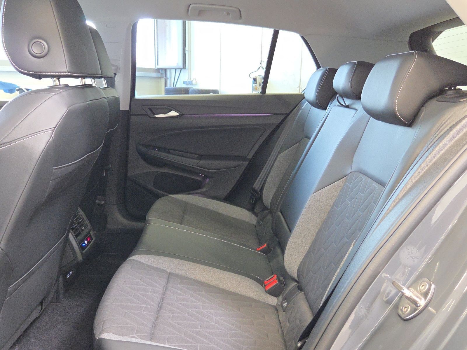 Volkswagen Golf - Bild 17