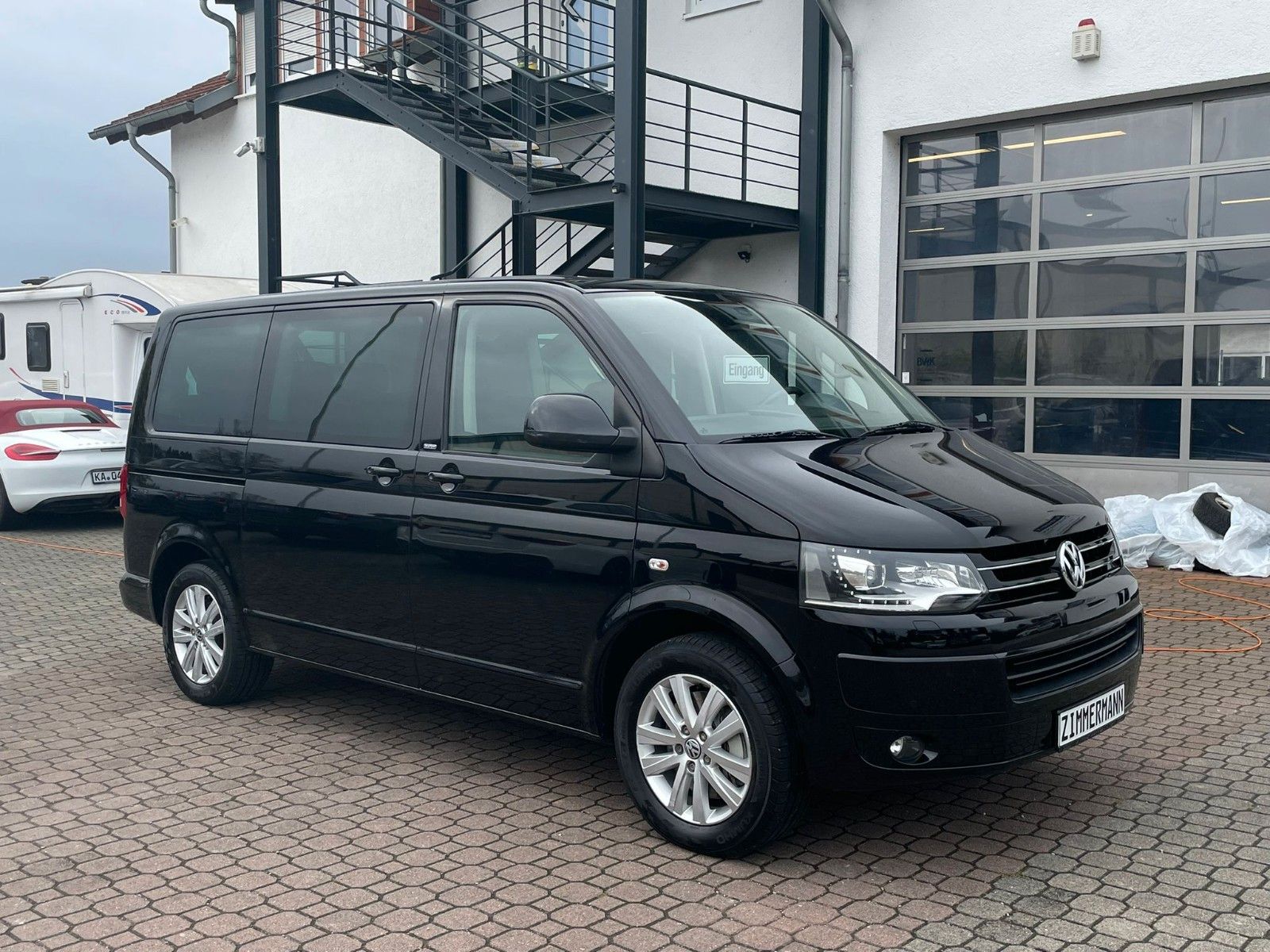 Volkswagen T5 Multivan - 1
