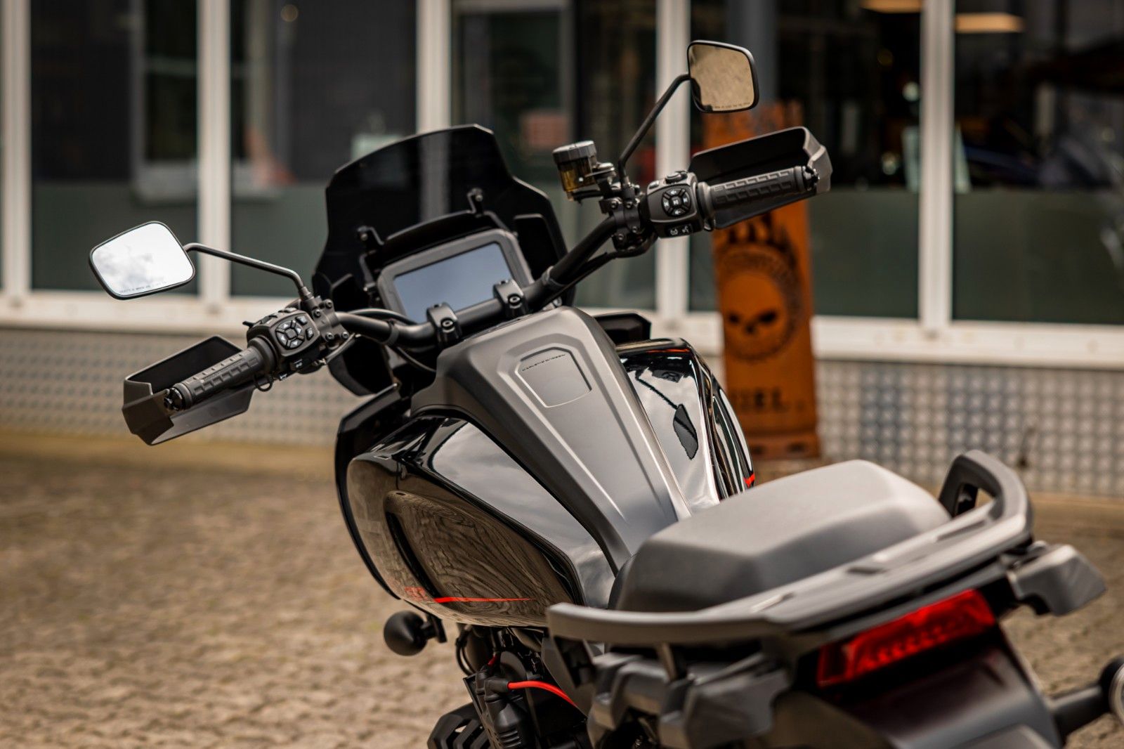 Fahrzeugabbildung Harley-Davidson RA1250ST Pan America ST - Screamin Eagle