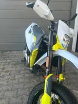 Husqvarna 701 Super Moto - HUSQVARNA MOTO
