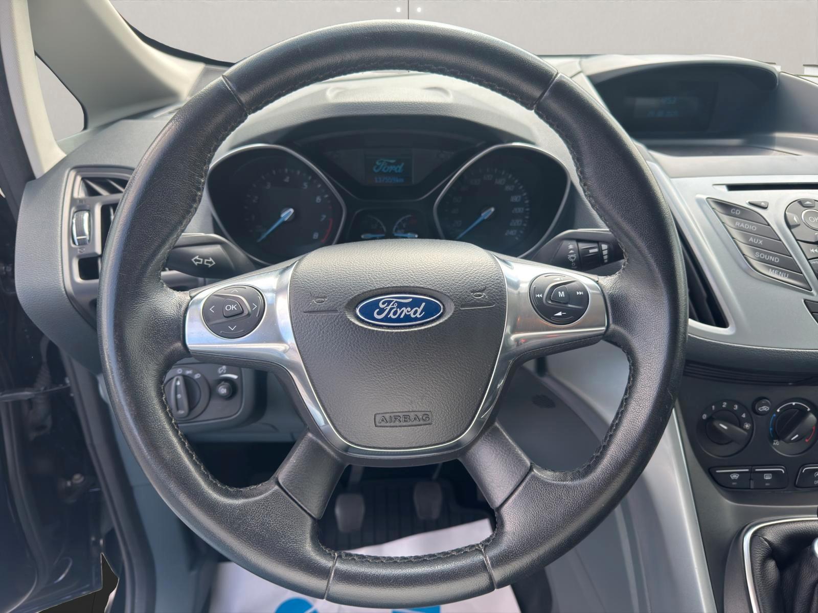 Ford C-MAX 2012 — photo 10