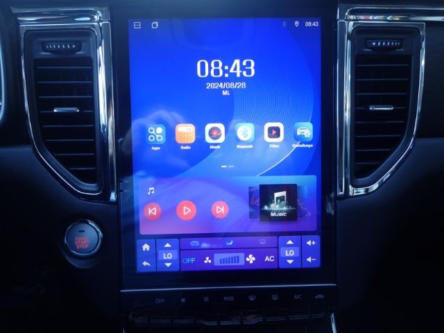 Fahrzeugabbildung SWM G05 Pro El. Panodach Leder digitales Cockpit App