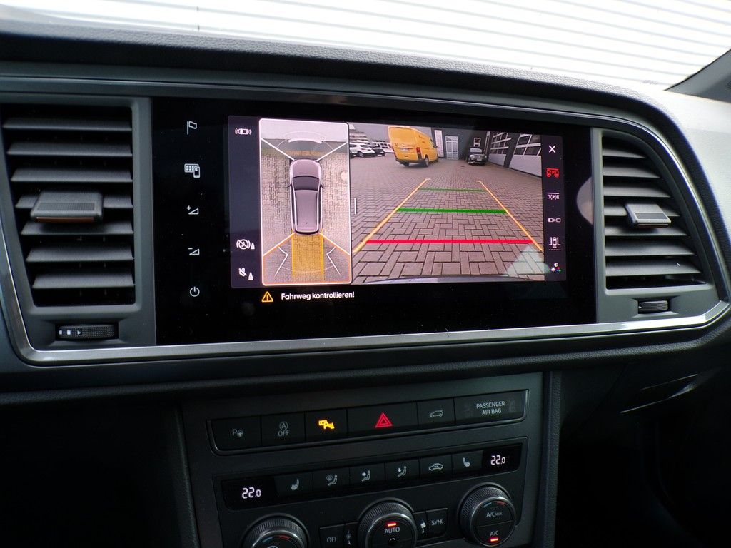 Fahrzeugabbildung CUPRA Ateca 2.0 TSI DSG 4Drive VZ *AHK*Pano*LED*360Kam