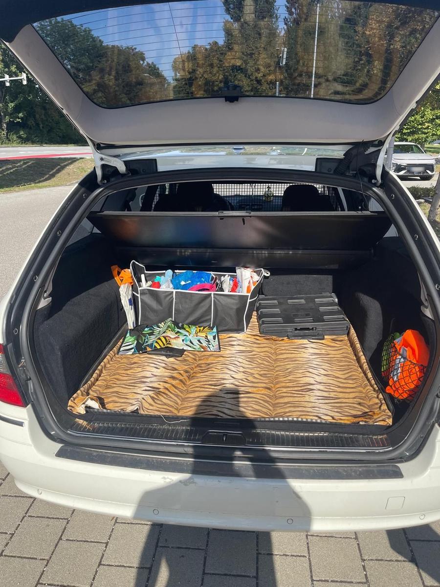 Mercedes-Benz E200 2008 — photo 14