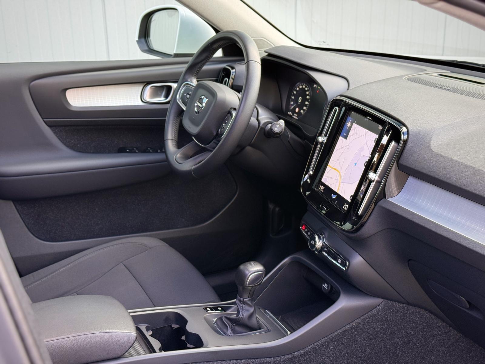 Volvo XC40 1.5T3 Momentum Pro *ASSIST|PANO|NAVI|HIFI*