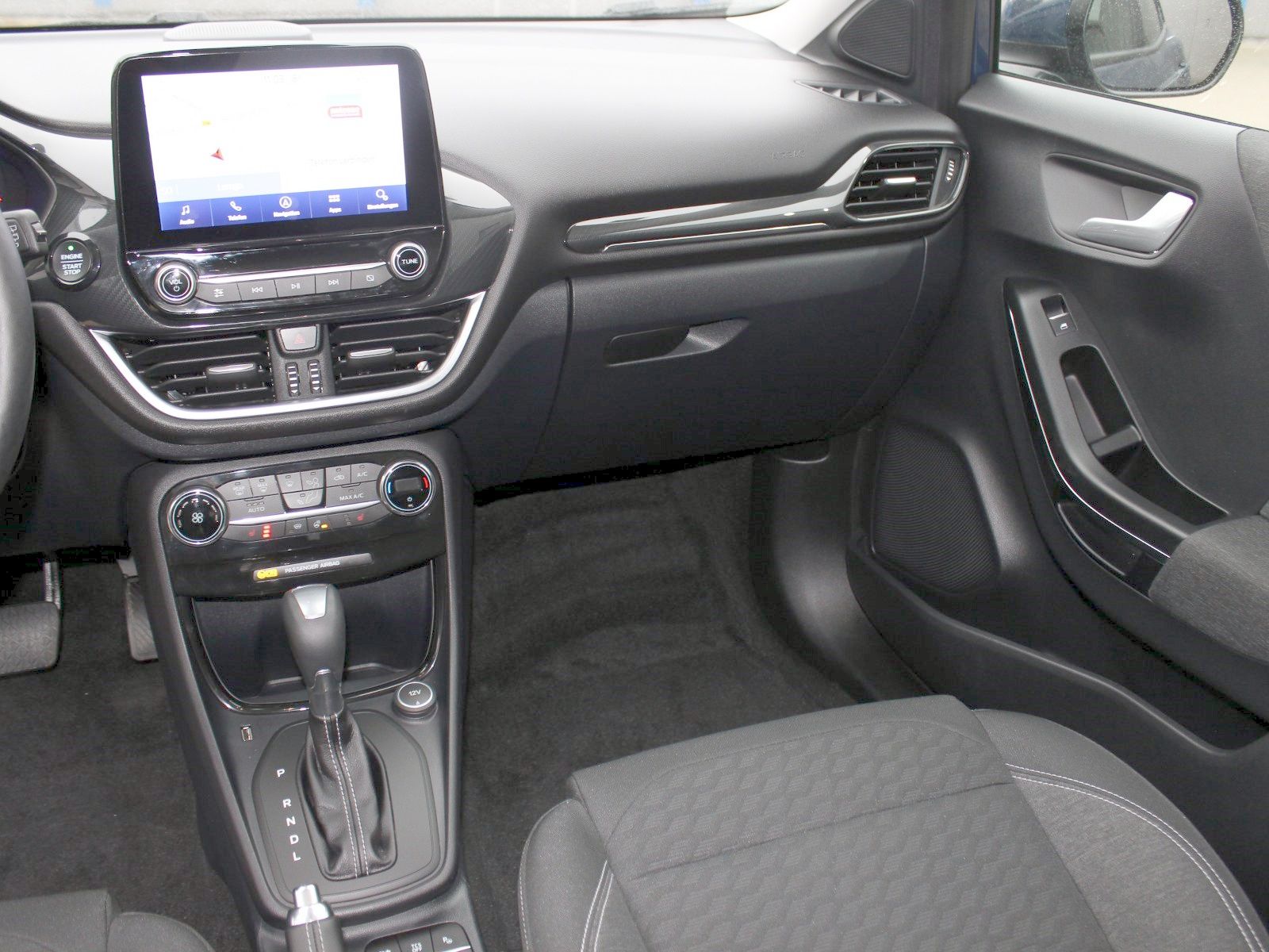 Fahrzeugabbildung Ford Puma Titanium 1,0 EcoBoost Start/Stopp