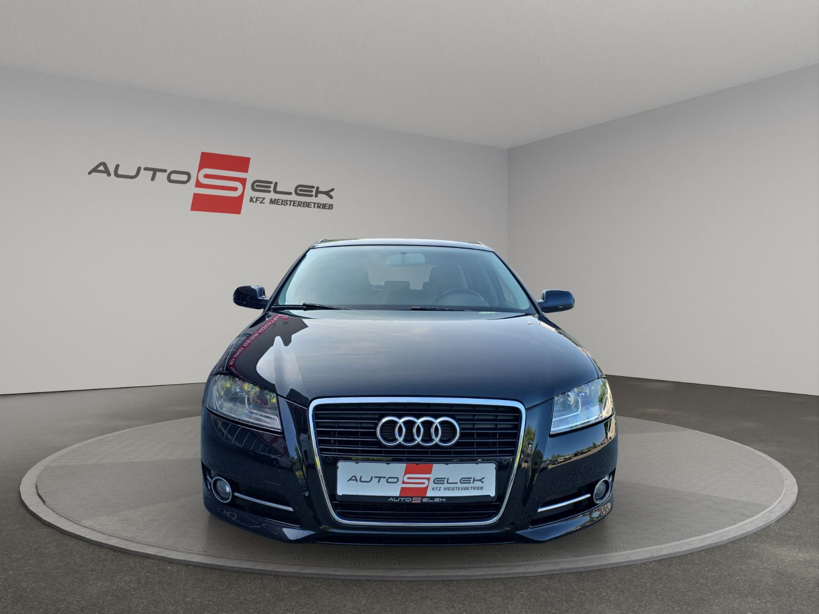 Fahrzeugabbildung Audi A3 Sportback 2.0 TDI AUS 1.HAND/AHK/KLIMA