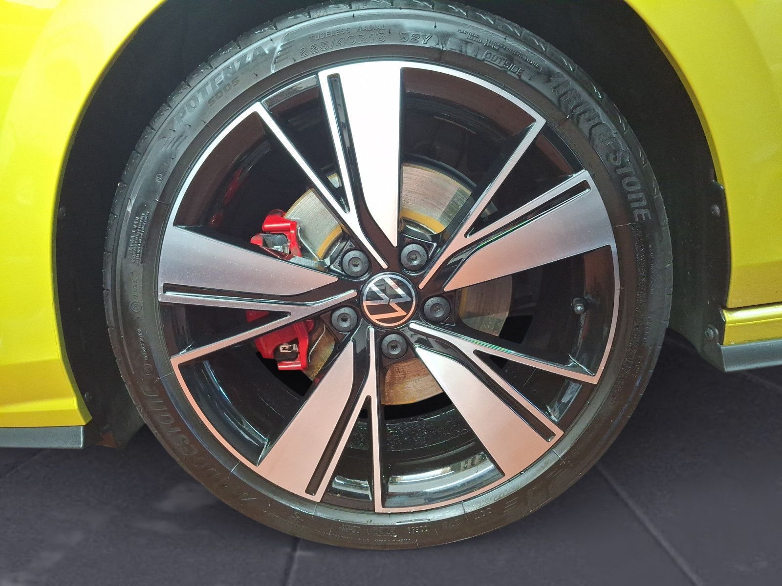 Volkswagen Golf - Bild 9