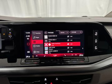 Fahrzeugverkauf 20 Volkswagen T7 Multivan lang *Vis-a-Vis* AHK* StHz*Pano*