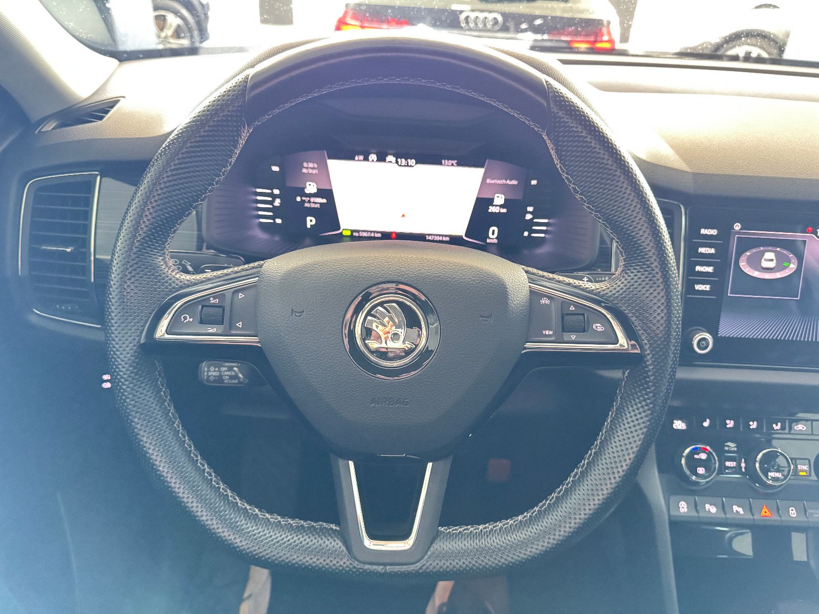 Fahrzeugabbildung SKODA Kodiaq 2.0 TDI DSG STYLE VIRTUAL ACC MEMORY AHK