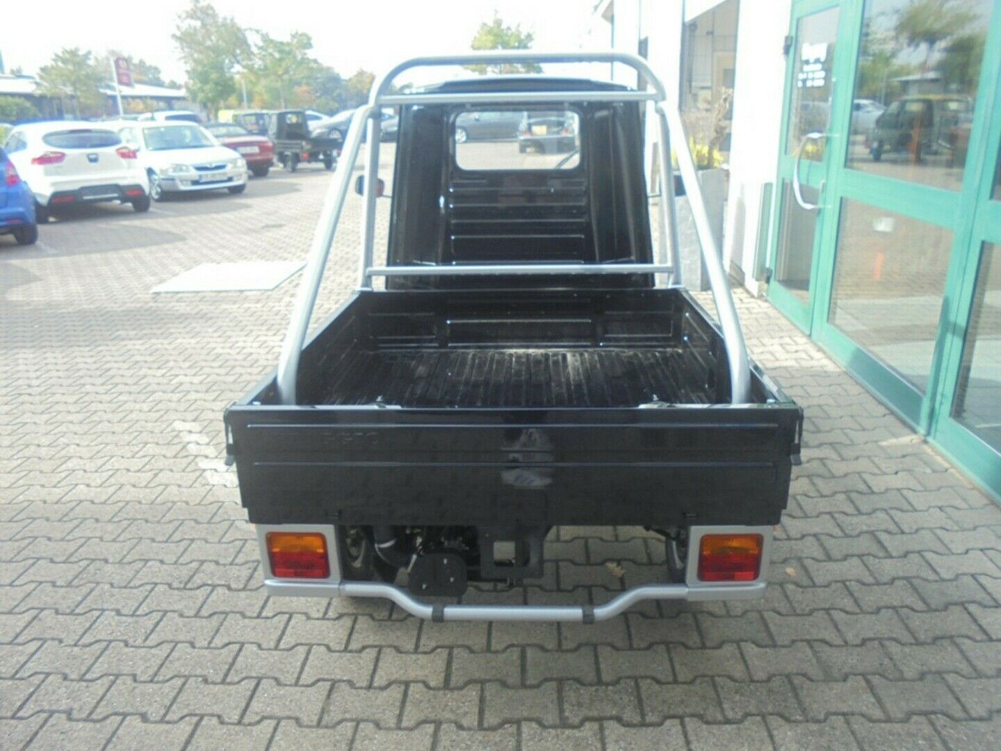 Fahrzeugabbildung Piaggio Ape 50 Cross schwarz, Lieferung in ganz Deutschl