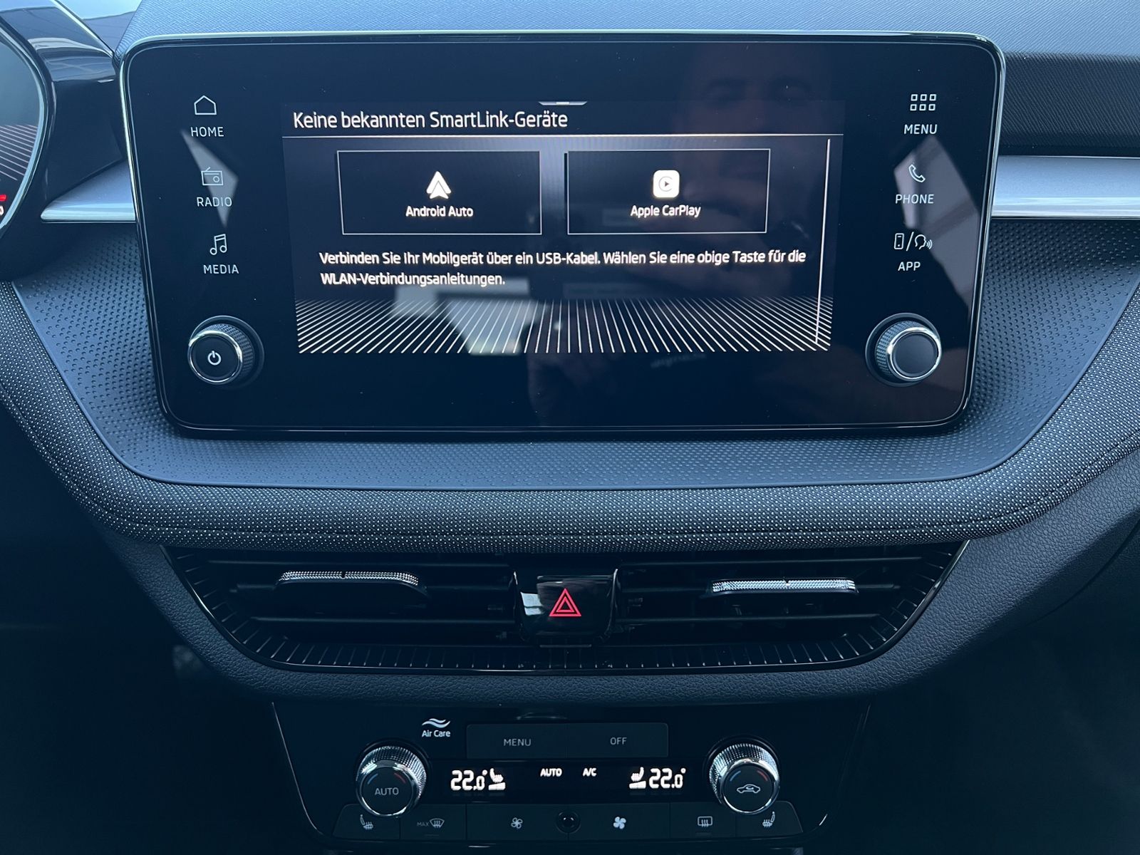 Fahrzeugabbildung SKODA Fabia Selection 1.0 TSI DSG *LED, KESSY, Rückfah