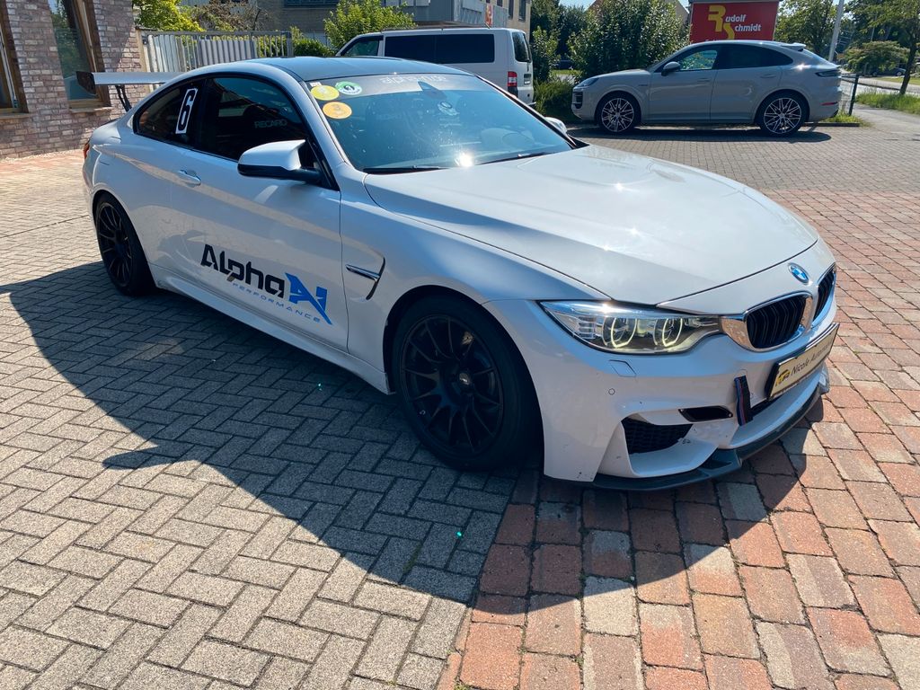 BMW M4
