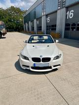 BMW M3 Cabrio E93 - Facelift - BMW M3 mit Benzin-Antrieb: Automatik