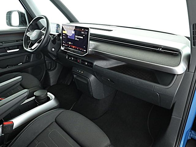 ID. Buzz Pro langer Radstand 7Sitze TravelAssist