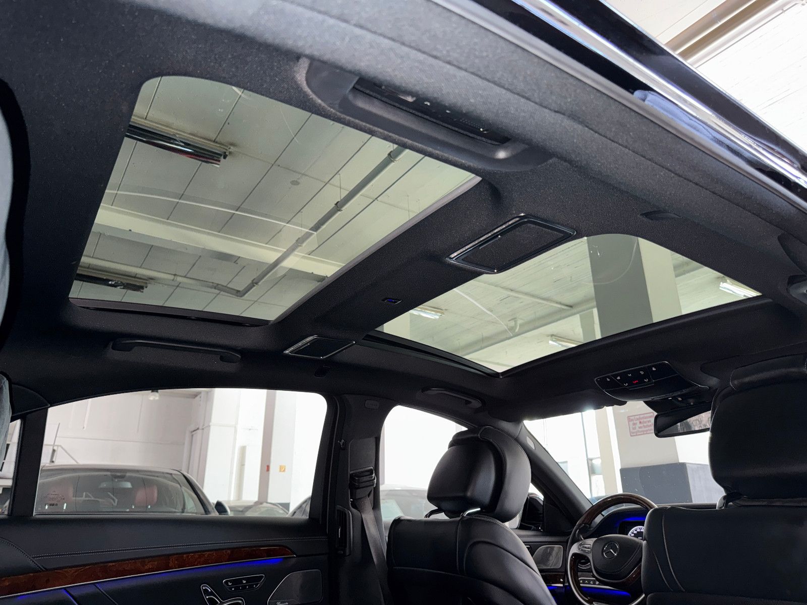 Fahrzeugabbildung Mercedes-Benz S 500 4MATIC LANG PANORAMA BURMESTER 4XSITZKLIMA