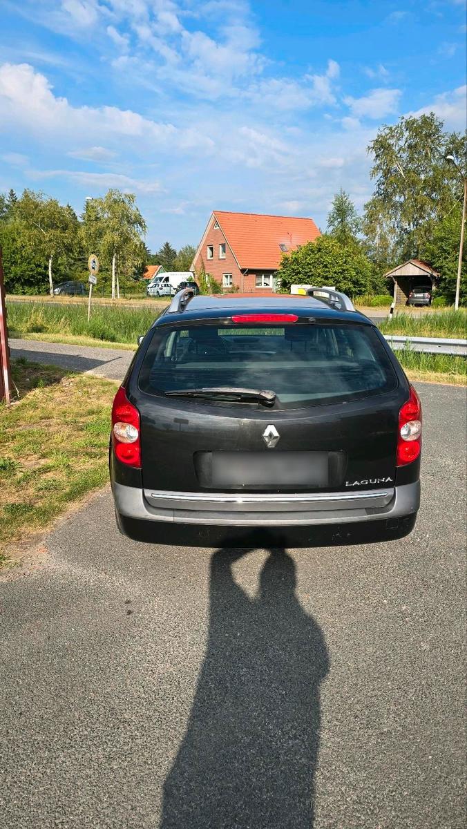 Renault Laguna 2006 — engine 131 HP (96kW)