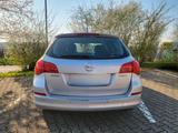 Opel Astra Sports Tourer 1.4 Turbo Edition 103 Au... - Opel Astra: Turbo Sport