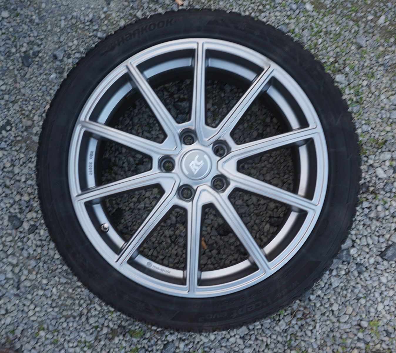 Fahrzeugabbildung Volkswagen T-Roc Sport 4Motion, Kamera, Navi, Pano, Black