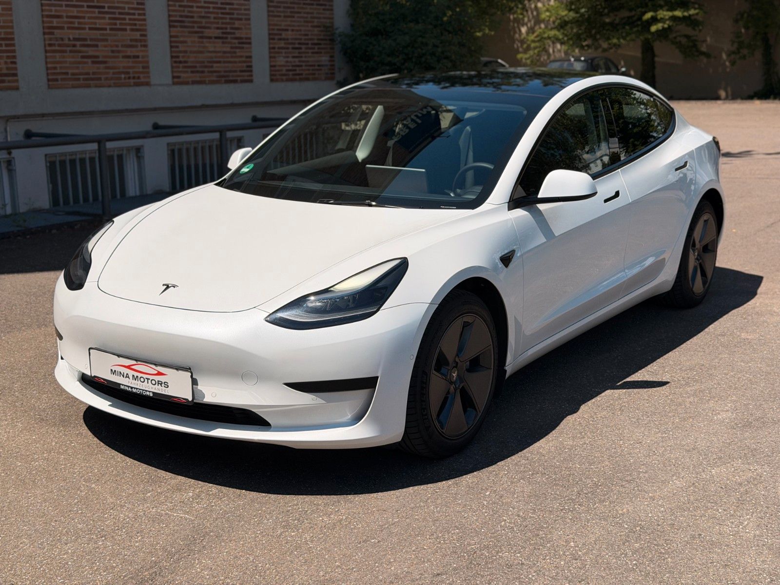 TESLA Model 3 Standard Range Plus RWD