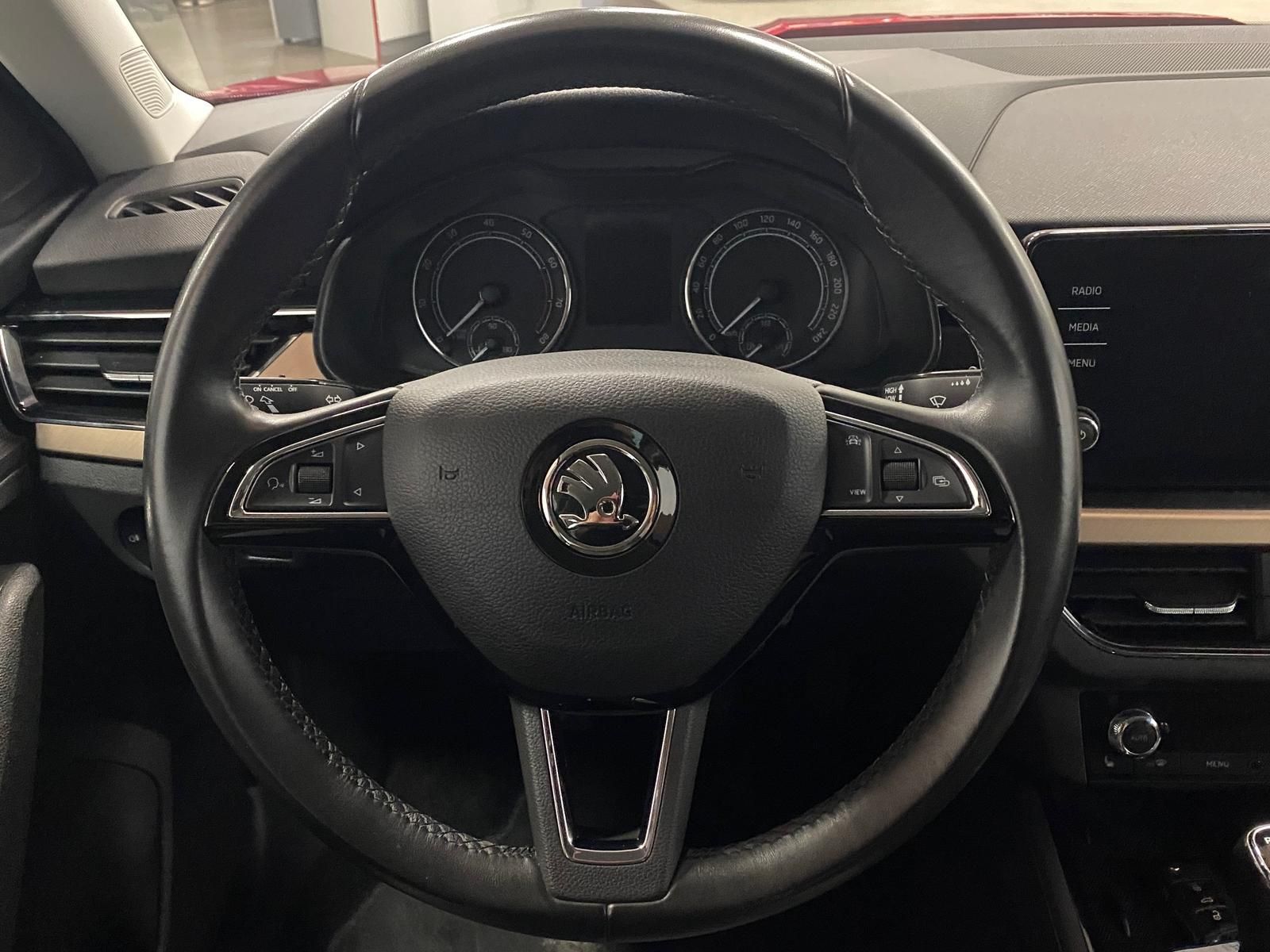 Fahrzeugabbildung SKODA Kamiq 1.5 TSI ACT Style AHK+APP+KLIMA+PDC+LED+++