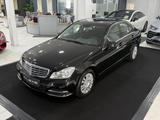 Mercedes-Benz C 200 CGI 7G BLUEEFFICIENCY ELEGANCE*2.HAND* - schwarze Mercedes-Benz C 200