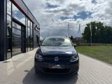 Volkswagen Touran 1.2 TSI Comfortline*PDC*TEMPOMAT*AHK - Volkswagen Touran mit Benzin-Antrieb: Kleinbus, 1.2