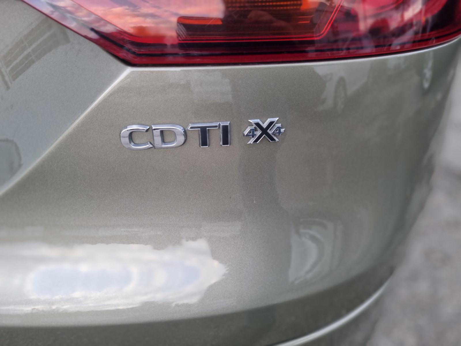 Opel Insignia 2015 — photo 12