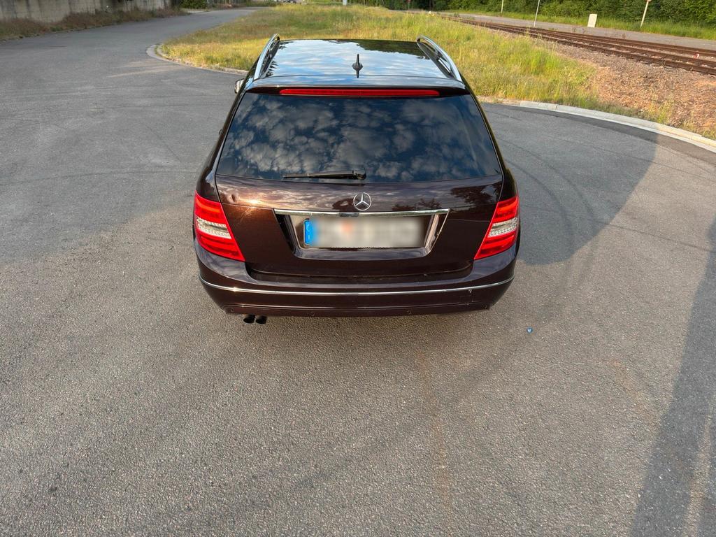 Mercedes-Benz C 200