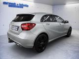 Mercedes-Benz A 180 7G-DCT Urban AHK NAVI RFK SHZ LED Night - Mercedes-Benz A 180: 7g Dct
