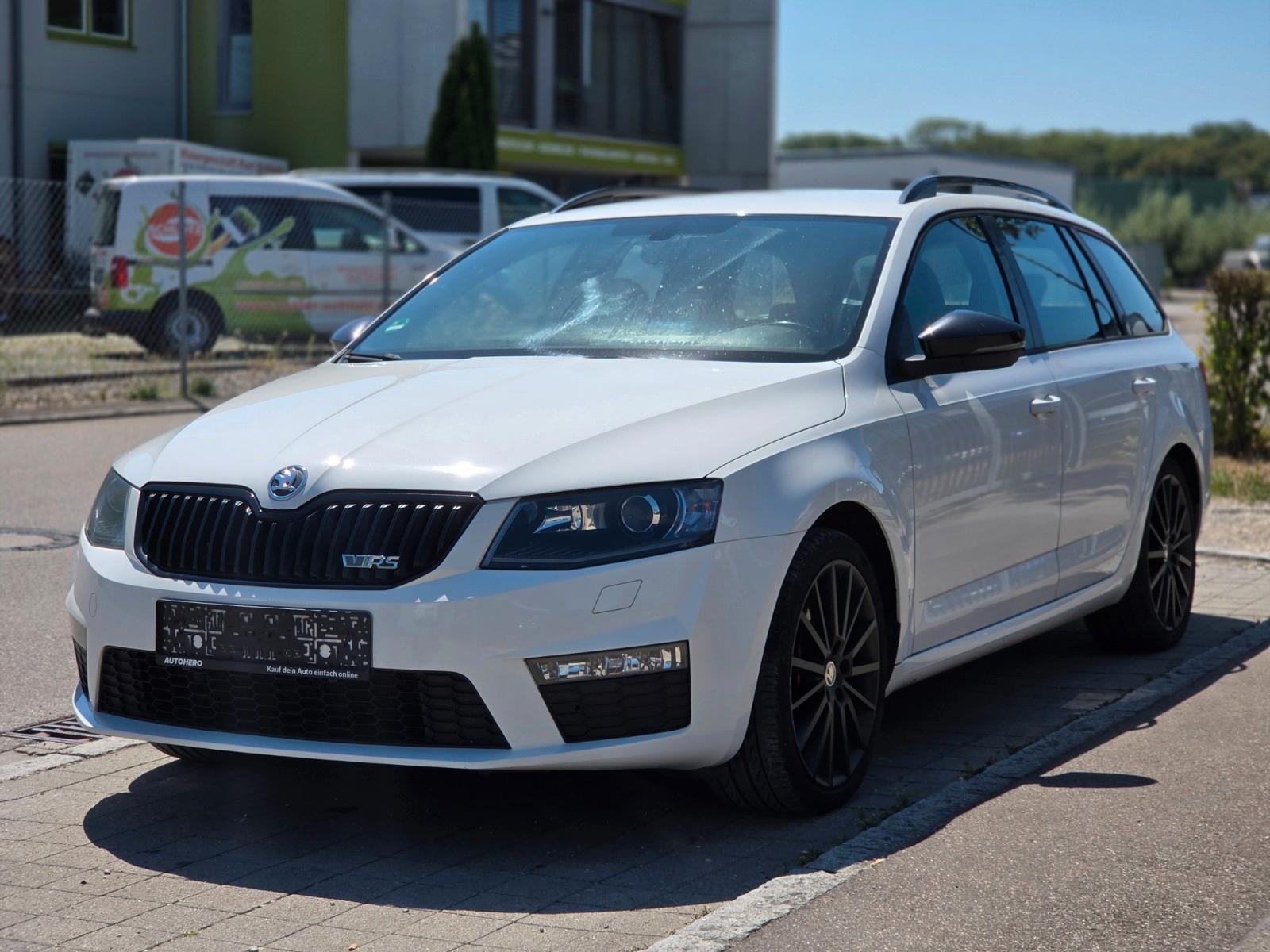 SKODA OCTAVIA COMBI RS 220CH DSG